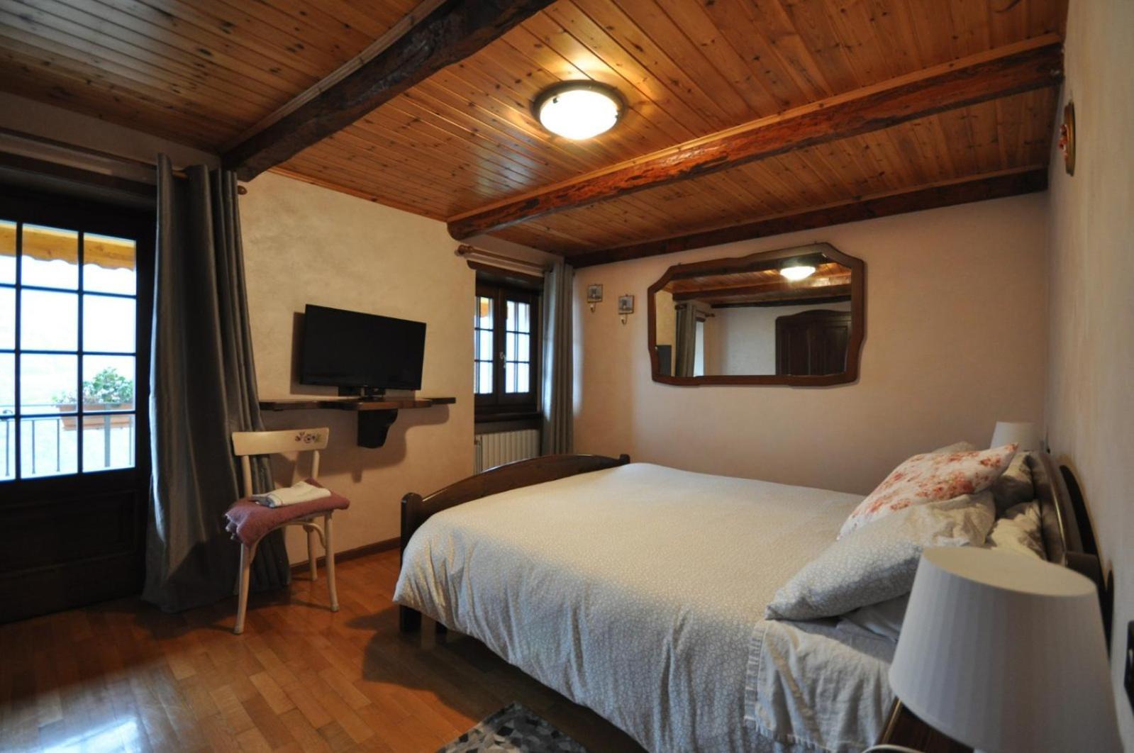 Cat Marvei Apartment Villadossola ภายนอก รูปภาพ