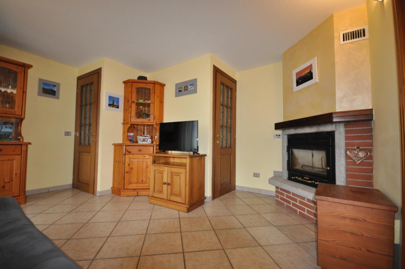 Cat Marvei Apartment Villadossola ภายนอก รูปภาพ