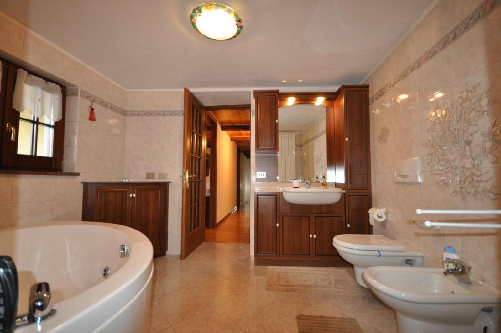 Cat Marvei Apartment Villadossola ภายนอก รูปภาพ