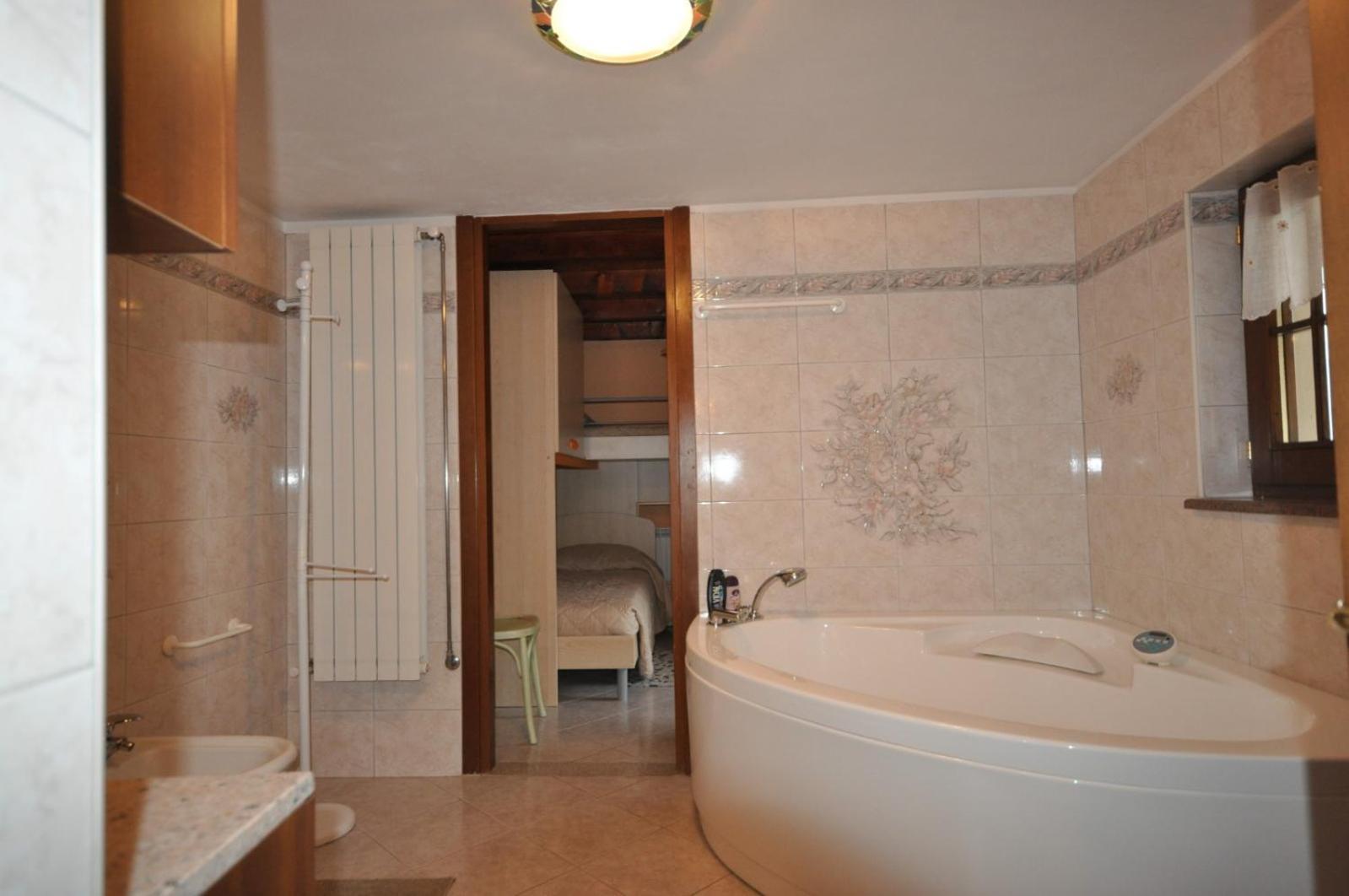 Cat Marvei Apartment Villadossola ภายนอก รูปภาพ